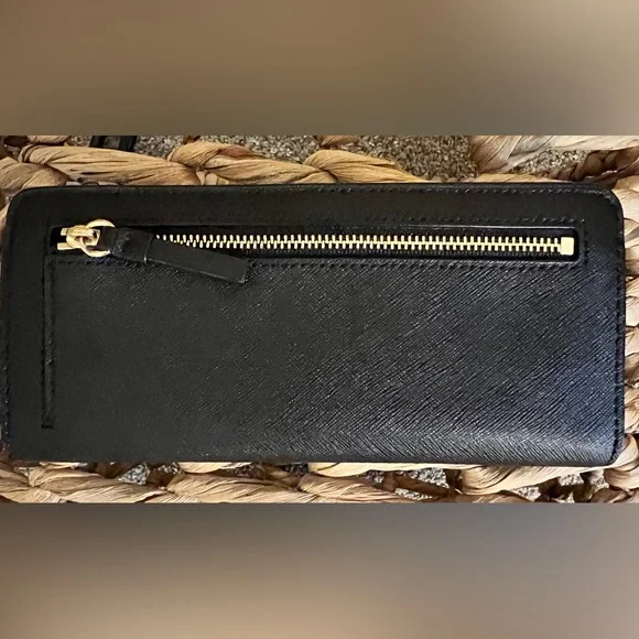 Tory Burch Robinson Slim Wallet - Picture 8 of 9